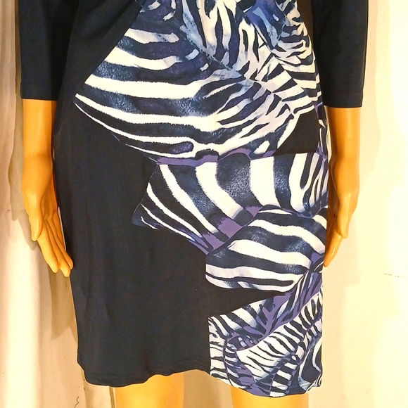 🔥 NWOT Roberto Cavalli Navy Blue & White Animal Print W/Gold Accent Dress. - Picture 4 of 14